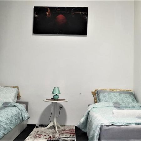 Wohnung In Der Naehe Wiener Stadthalle Und Zentrum 9 Esterno foto