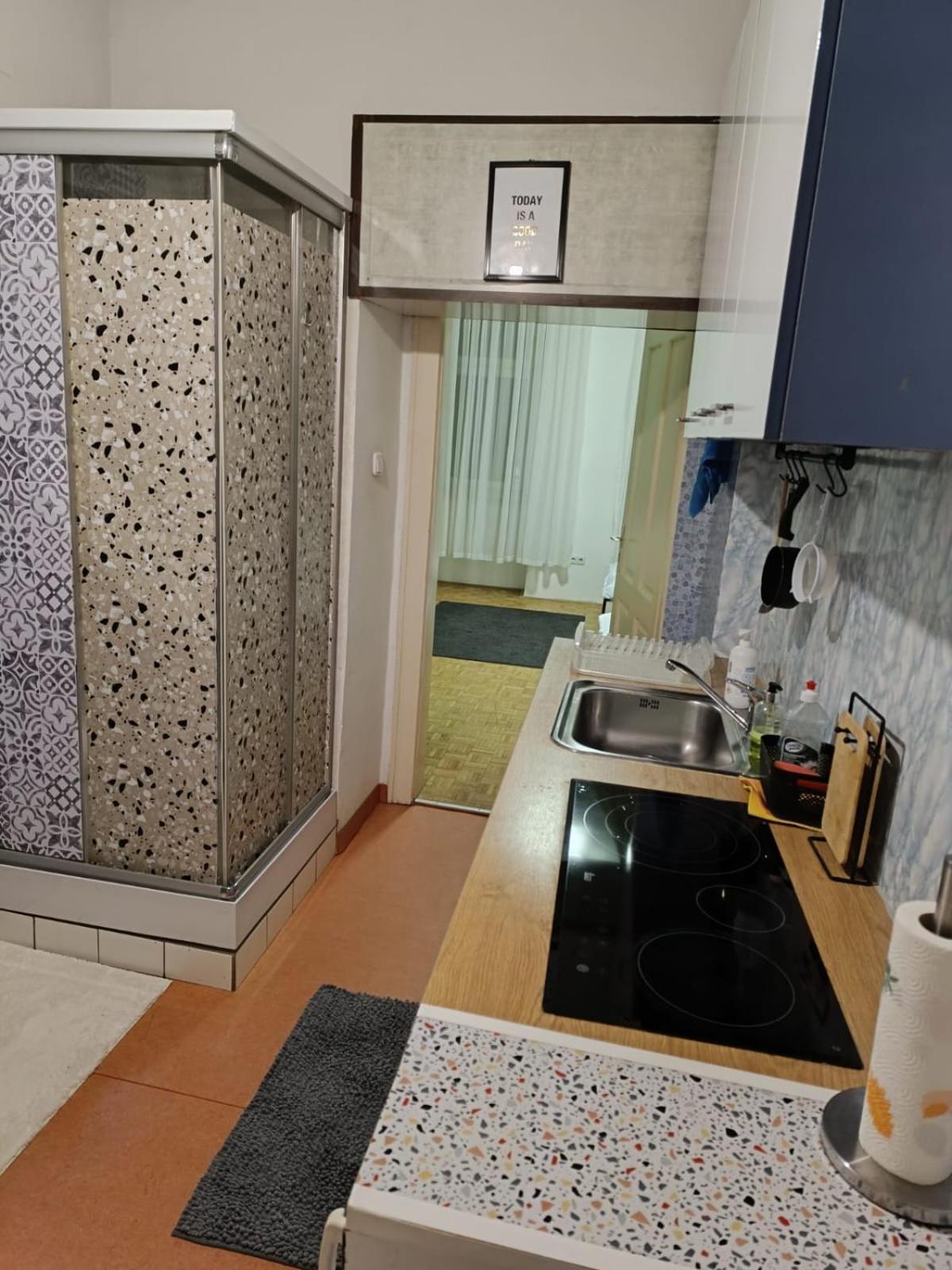 Wohnung In Der Naehe Wiener Stadthalle Und Zentrum 9 Esterno foto